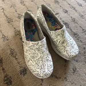 Grey’s Anatomy Nursing Shoes